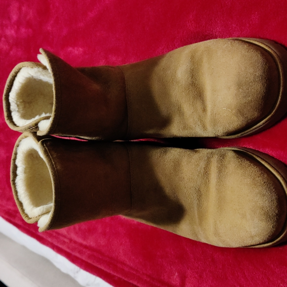 UGG Kristin Wedge Bootie  Women's Tan Size 11